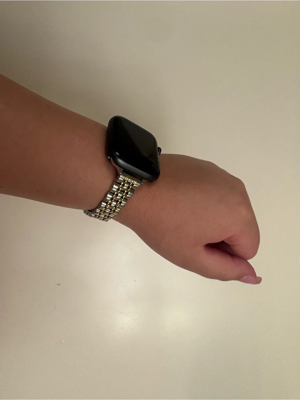 Apple stylish black